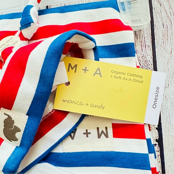 M+A by Monica + Andy Baby First Hello Blanket + Cap Organic Set, Red White Blue - Picture 6 of 12